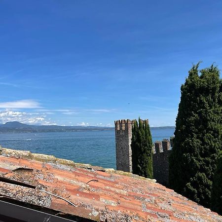 Prestige Sirmione Via Antiche Mura Buitenkant foto